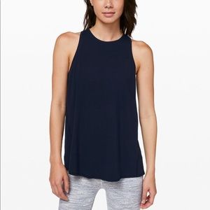 Lululemon size 6 all tied up tank